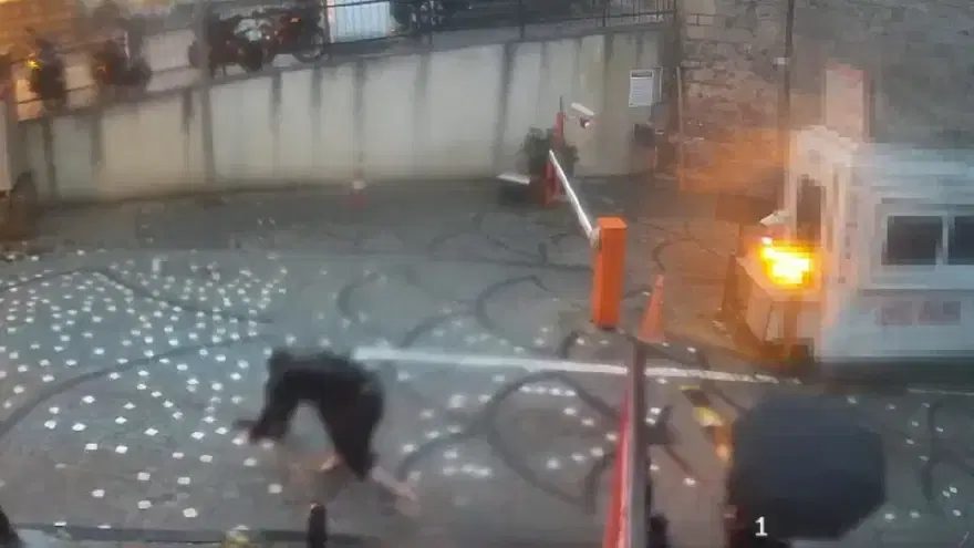 BİR ÇOCUK AKIMA KAPILDI