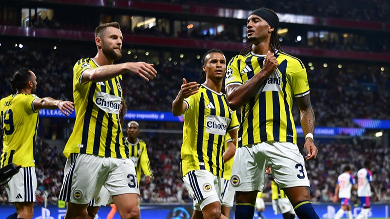 Hasret bitti, Fenerbahçe Şampiyonlar Ligi'ne adını yazırdı