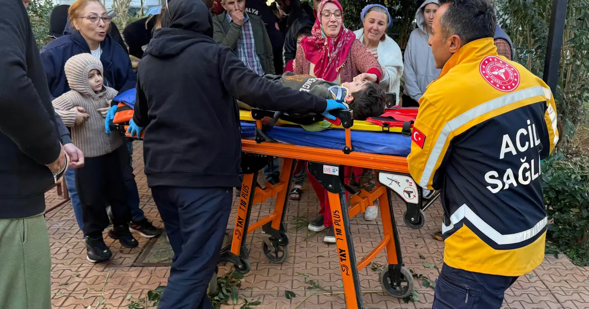 Antalya'da 6 yaşındaki çocuk foseptiğe düştü