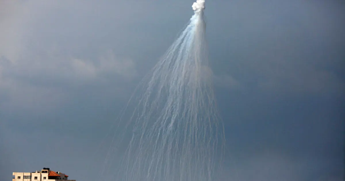 İsrail ordusu Lübnan'da fosfor bombası kullandı