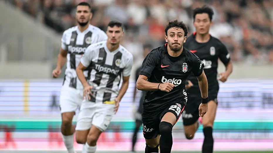 10 kişi kalan Beşiktaş, Hradec Kralove'yi mağlup etti ve avantajı kaptı