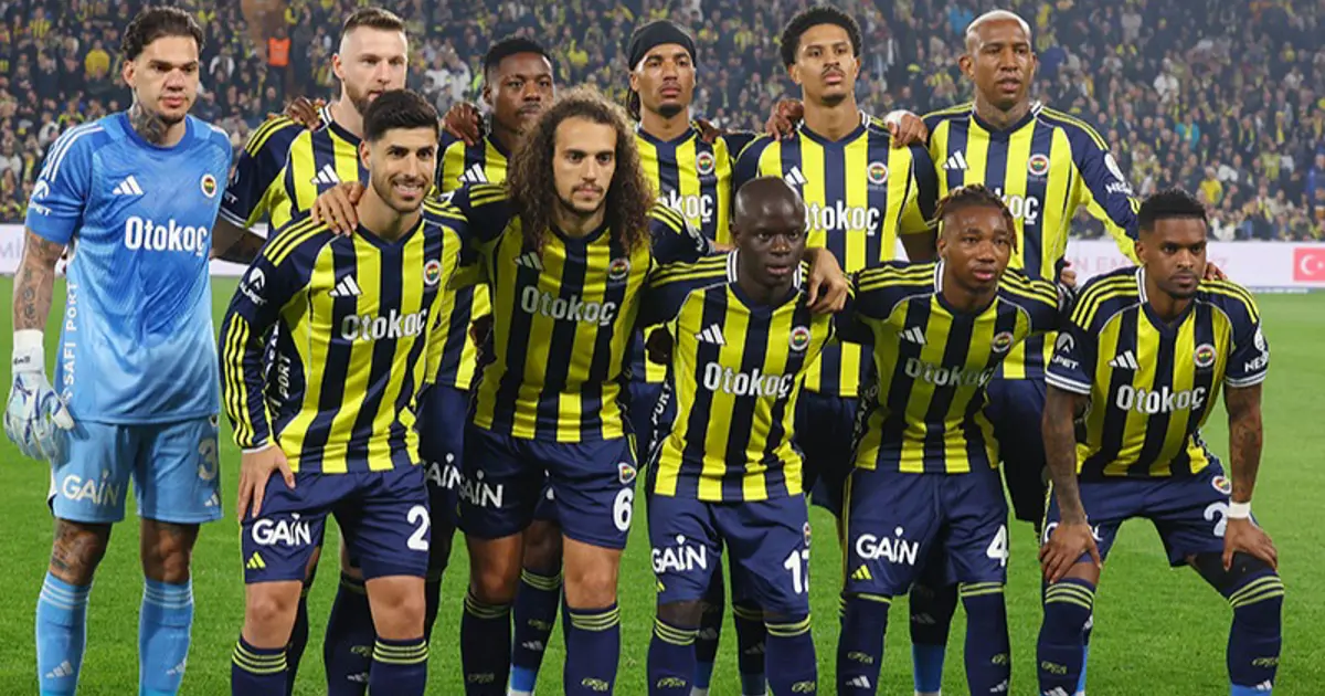 Fenerbahçe'de sakatlık şoku. Yıldız isim, Beşiktaş derbisine devam edemedi