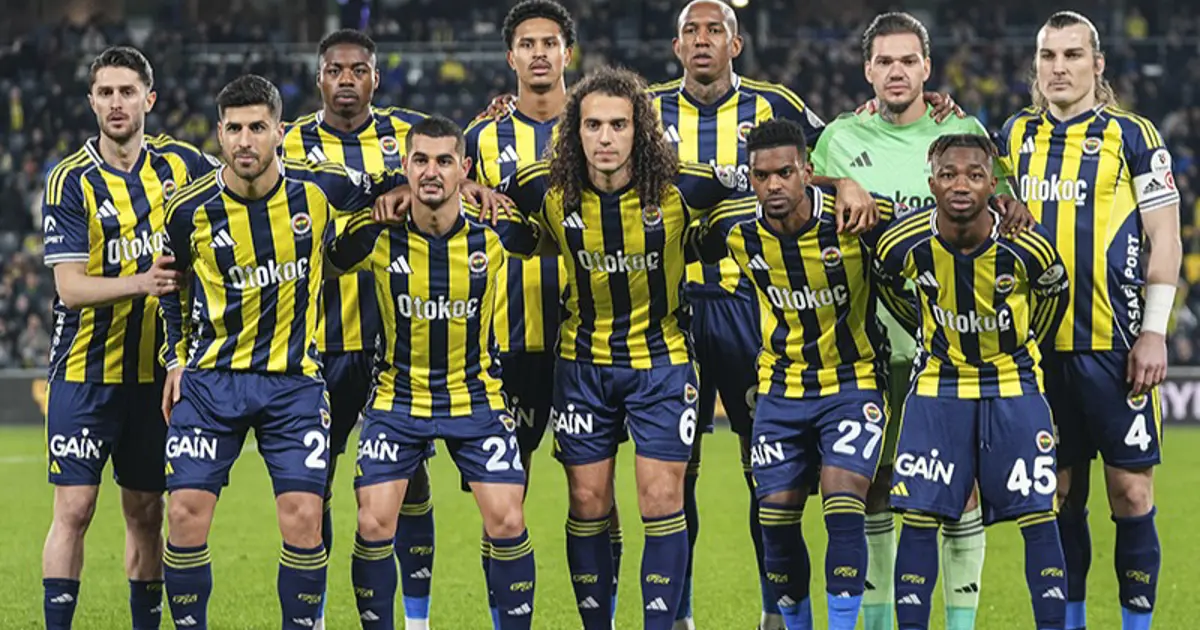 Fenerbahçe'de iki sakatlık şoku birden. Kasımpaşa maçına devam edemediler