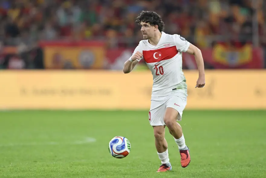 FERDİ KADIOĞLU (BRIGHTON) 27 FERDİ KADIOĞLU (BRIGHTON) 27