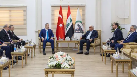 Dışişleri Bakanı Hakan Fidan Irak'ta. İran, Irak ve Mısırlı mevkidaşlarıyla