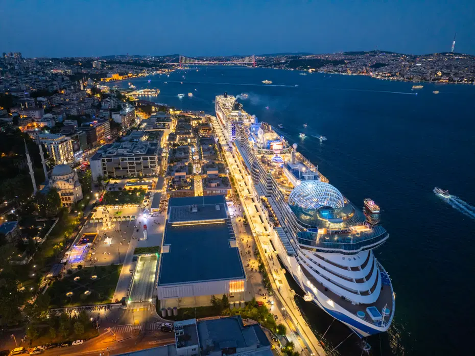 Kruvaziyerde yolcu trafiği 12 ay devam edecek. Kış sezonunda 51 sefer, 150 bin yolcu hedefi