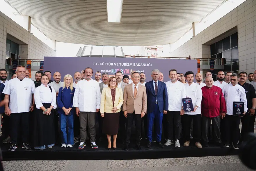 GAZİANTEP’TE KONSERLER DOKUZ GÜN BOYUNCA DEVAM EDECEK 5 GAZİANTEP’TE KONSERLER DOKUZ GÜN BOYUNCA DEVAM EDECEK 5