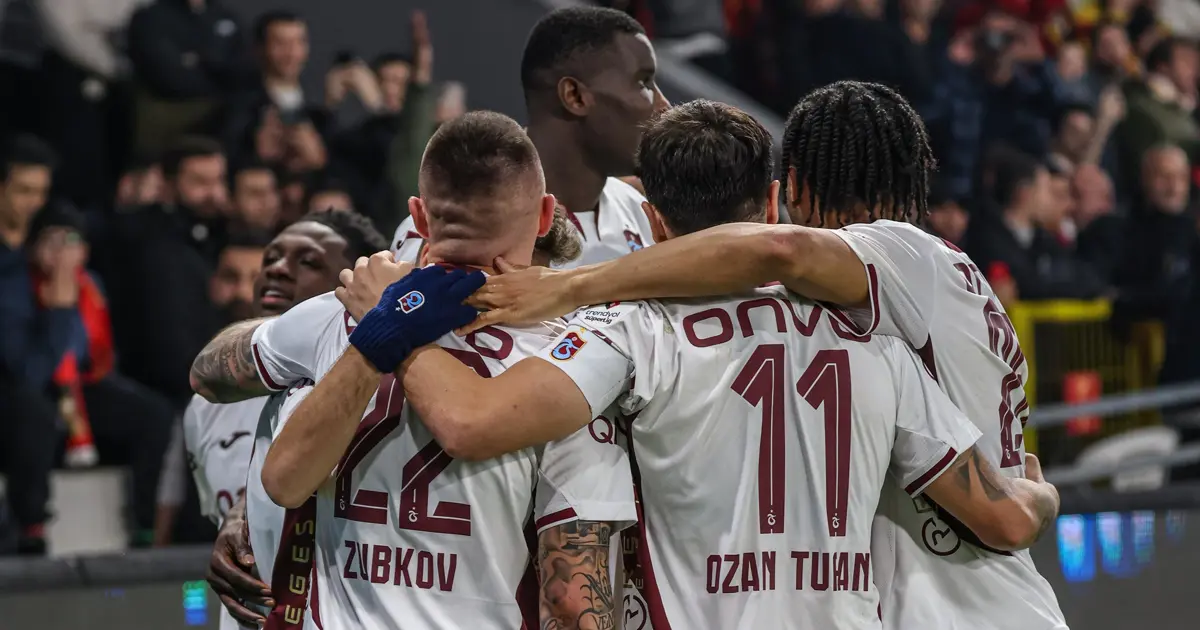 Trabzonsporlu Ozan Tufan, "Yüreğim ağzıma geliyor" diyerek o pozisyonu anlattı