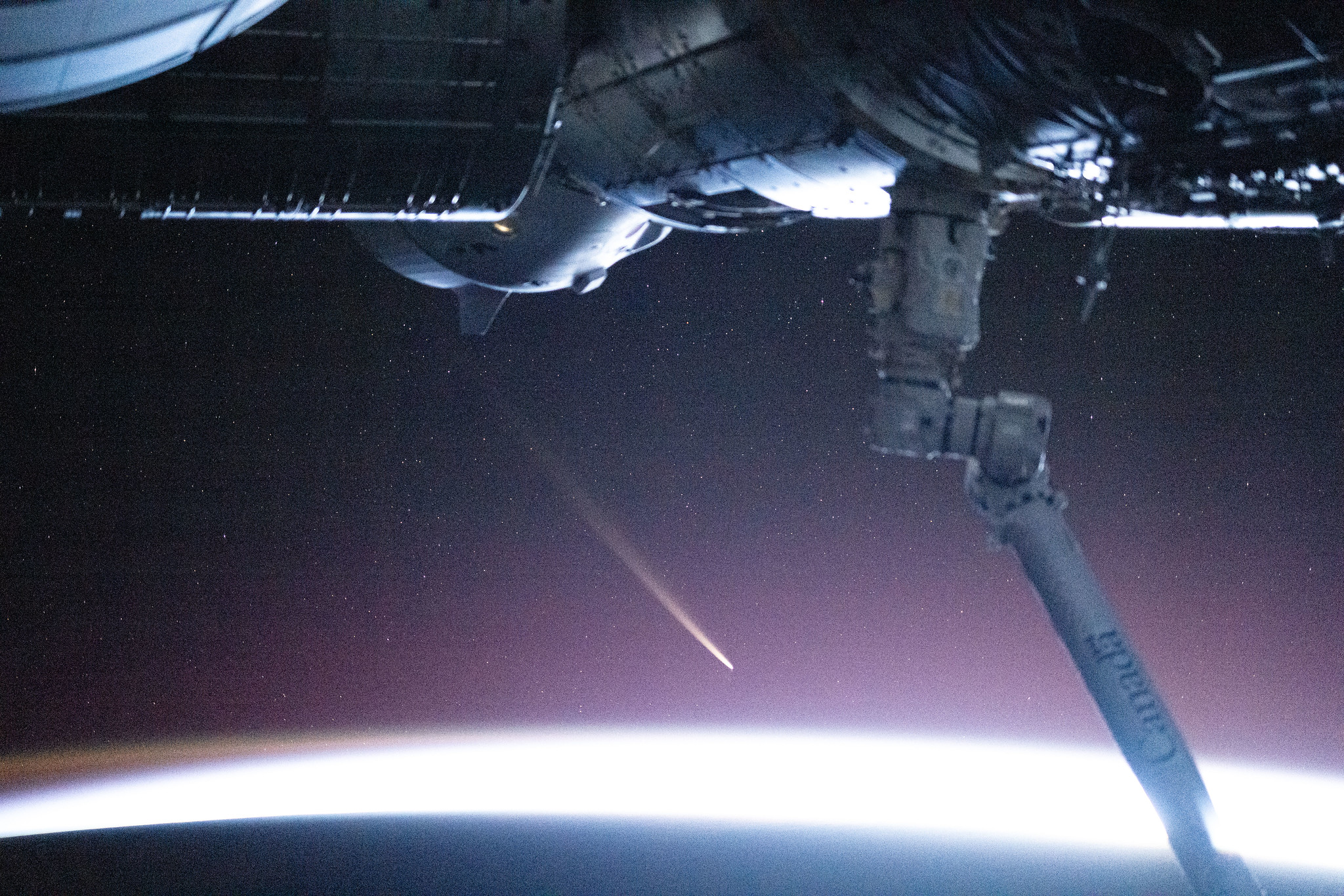 Gizemli yıldızlararası ziyaretçi Dünya'nın yakınından geçti 1