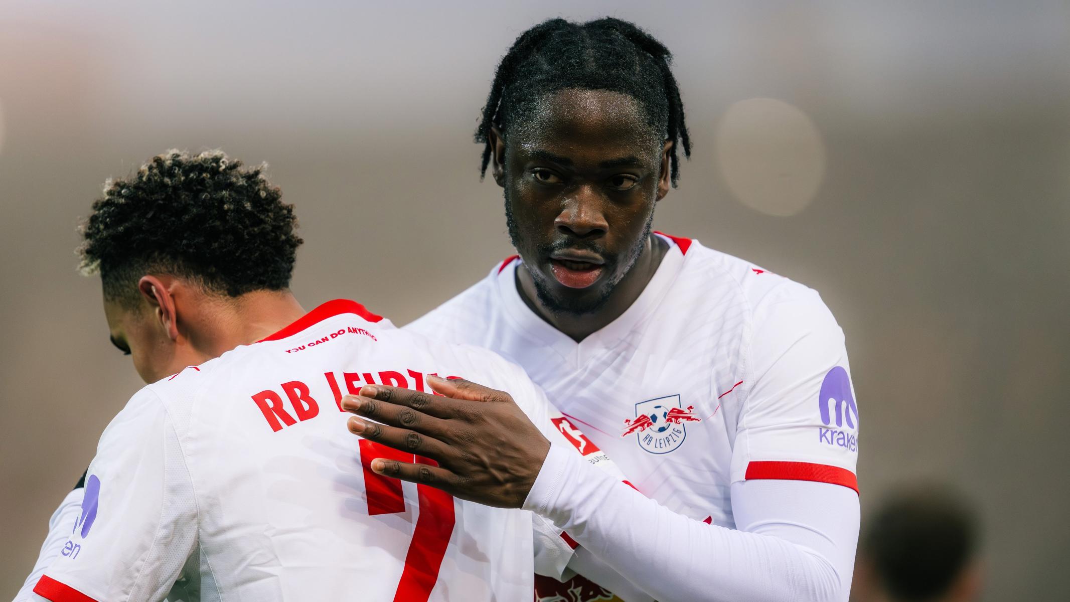 Galatasaray KAP'a bildirdi, yeni transfer İstanbul'a geldi