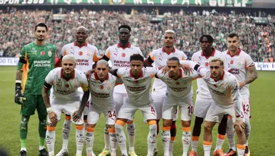 Galatasaraylı yıldız maça devam edemedi