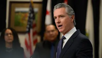 California Valisi, Trump'ı hedef aldı. "İç savaş çıkarmaya çalışıyor"