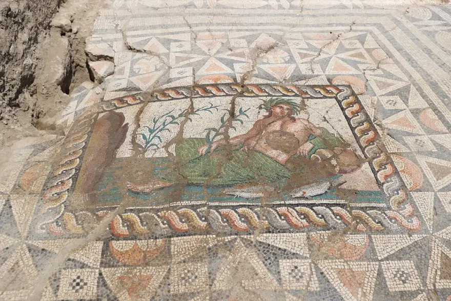 Aspendos'ta gün yüzüne çıkarılmıştı. Anadolu'da örneğine az rastlanıyor 1