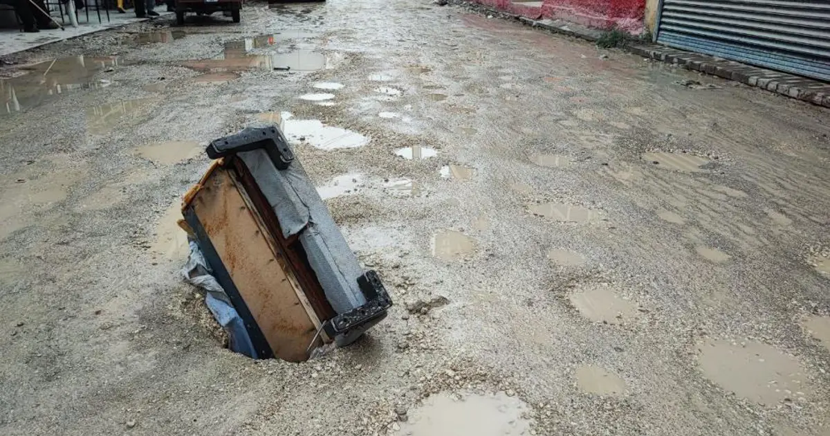 Çöken yola kanepe kollu önlem