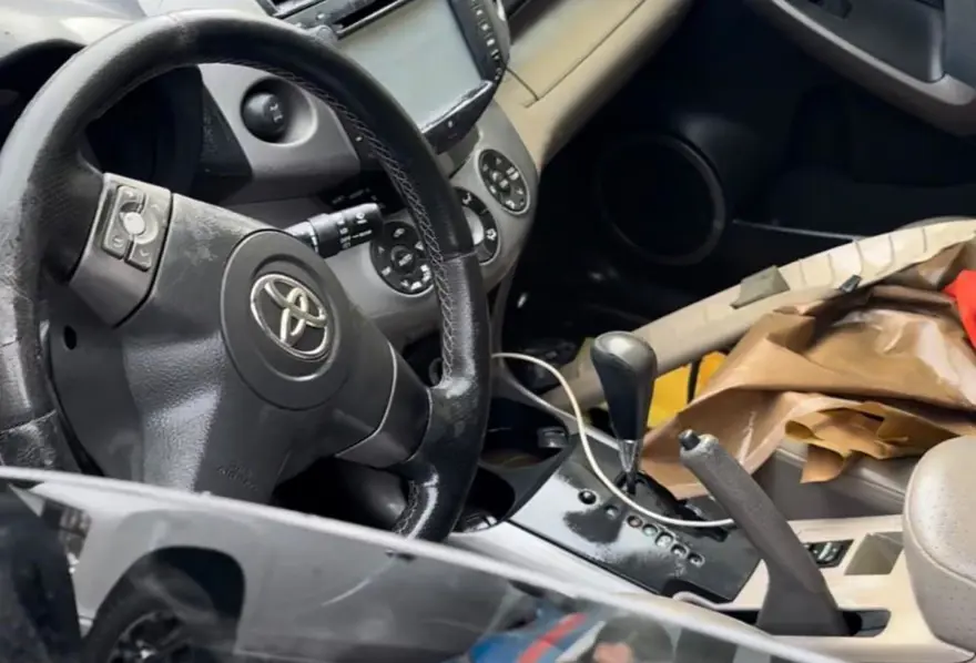 SÜRÜCÜ HAVA YASTIĞI PATLAMADI, YAN HAVA YASTIKLARI PATLADI 3