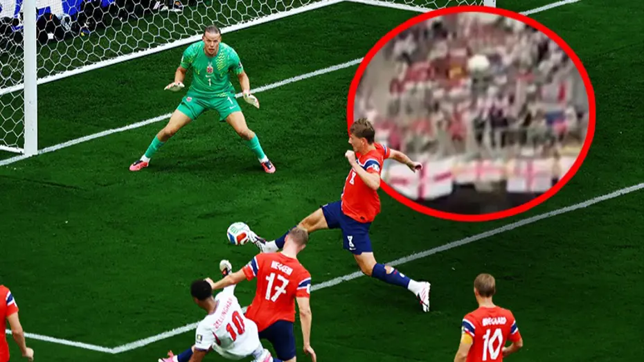 Dünya Kupası'nda gözden kaçan olay. Norveç-İngiltere maçında top, kabloya çarptı ama gol verildi