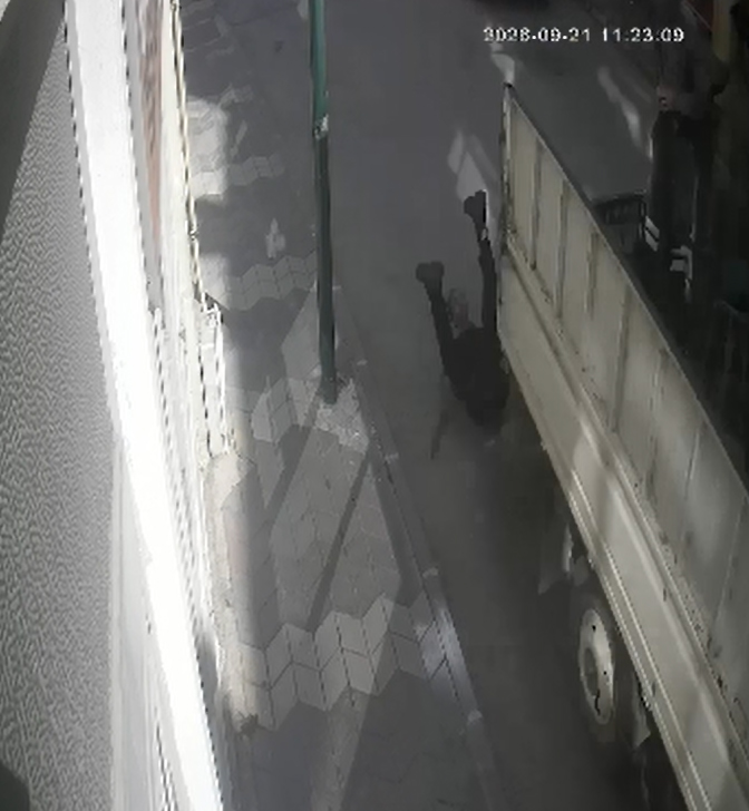 Tokat'ta feci kaza: Hareket halindeki kamyonetin kasasından düştü