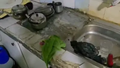 Kaçak diş protezi imalathanesine baskın
