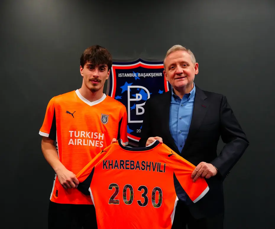 Football Manager oyunuyla transfer duyurusu, 