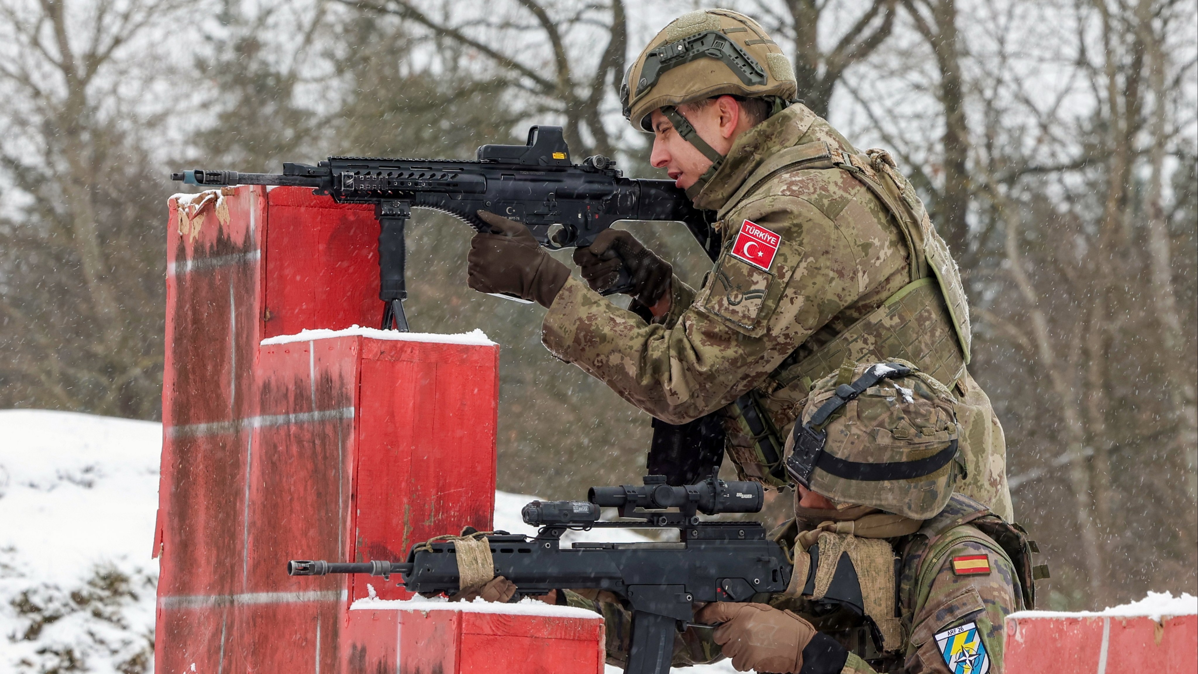 Türk-İspanyol rüzgarına bu kez Milli Savunma Bakanlığı da katıldı