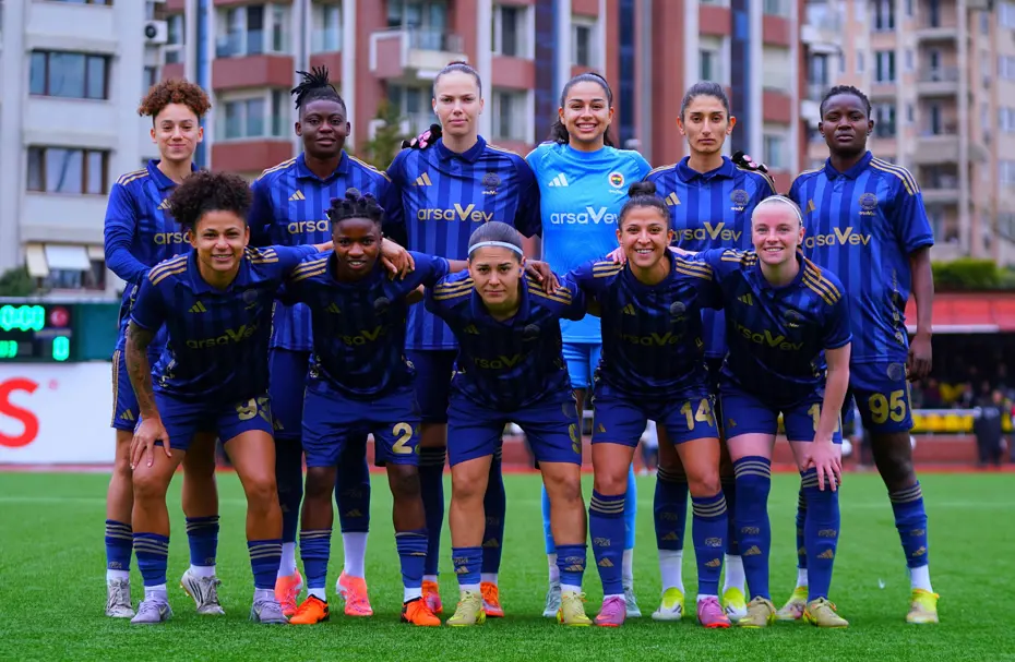 FBTV’ye saldırı, kulüpten açıklama. “İnşallah buradan sağ salim çıkarız”