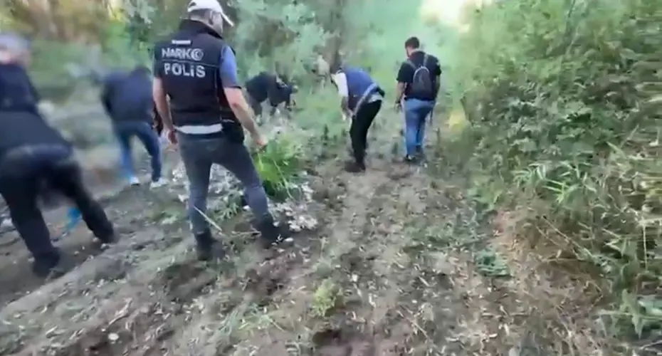 UNESCO Dünya Kültür Mirası Listesi'nde yer alıyordu. Hevsel Bahçeleri'ne uyuşturucu baskını