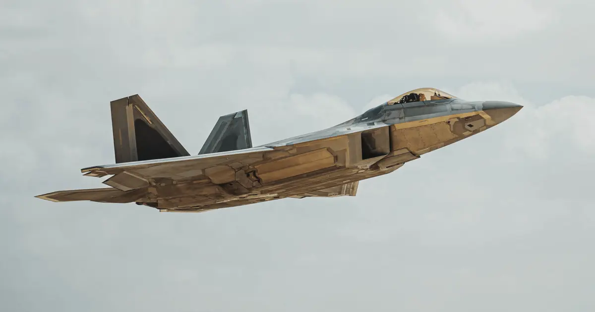 ABD'nin İran'a karşı sahaya sürdüğü F-22'nin özellikleri neler?