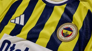 Fenerbahçe'nin 120. yıl logolu formaları tanıtıldı