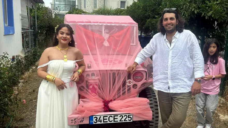 DAVUL ZURNAYLA ÇEKİCİYE YÜKLENDİ 1