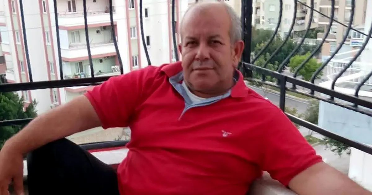 Husumetli olduğu komşusunu öldürdü, oğullarını yaraladı