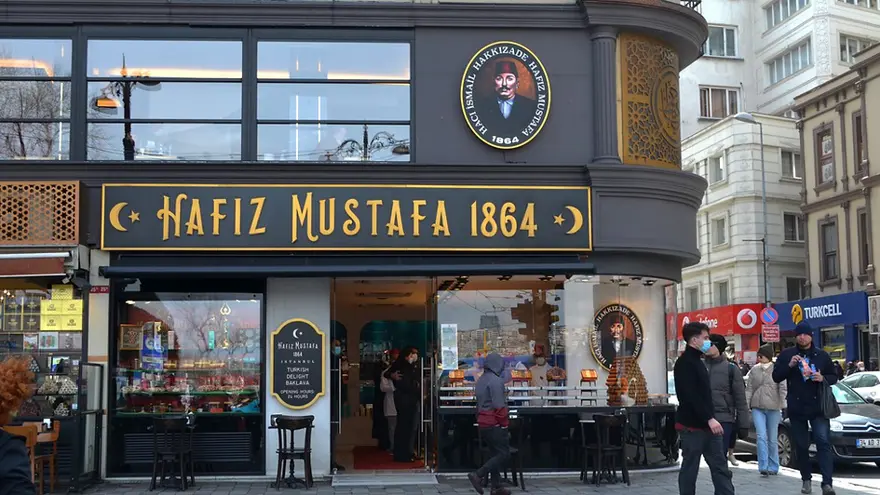 2- HAFIZ MUSTAFA 8 2- HAFIZ MUSTAFA 8