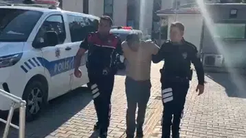 Interpol kırmızı bültenle arıyor. Sahte kimlikle Kütahya'da yakalandı