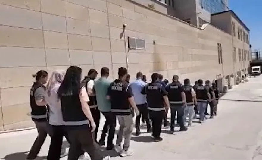 İntihar mektubundan isimleri çıktı, milyarlık vurgun deşifre oldu 3
