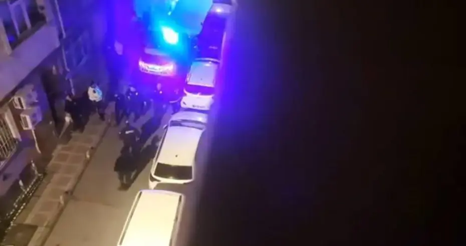 Pompalı tüfekle rastgele ateş açtı: 1'i polis 4 yaralı