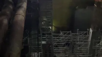 Beyoğlu'nda metro inşaatında iskele çöktü: Yaralılar var