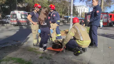 İstanbul'da tramvay motorsiklete çarptı