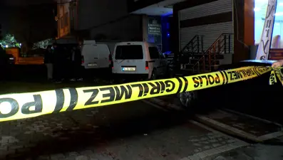 Esenyurt'ta alacak verecek meselesinde silah ve bıçaklar konuştu