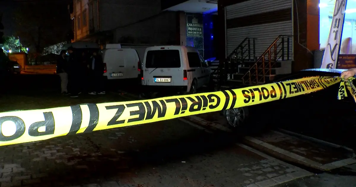 Esenyurt'ta alacak verecek meselesinde silah ve bıçaklar konuştu