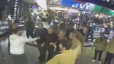 Fatih'te esnaflar arasındaki kavga. 2 kişi gözaltına alındı