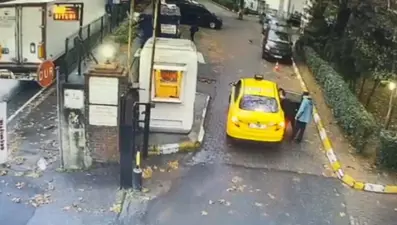 Kağıthane'deki kadın cinayeti. Eski eşiyle taksiye bindiği anlar