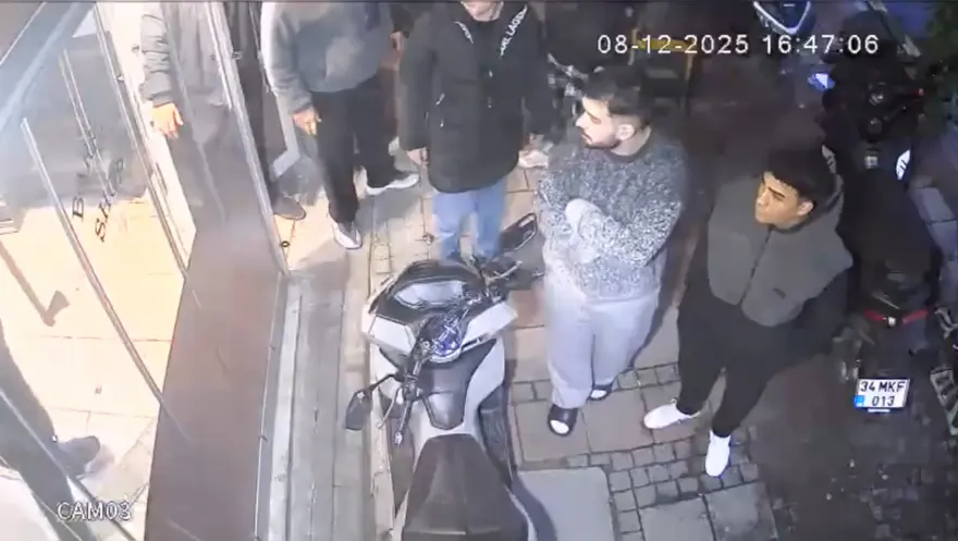 Borcunu ödemedi diye baltayla dükkanı bastı  