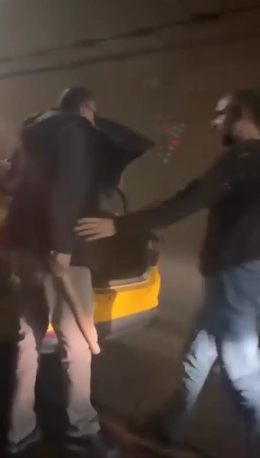 Kağıthane-Piyalepaşa Tüneli'nde sopalı dehşet 