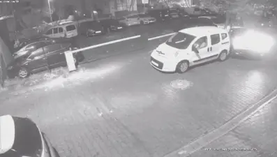 Pendik'te alkollü sürücü dehşeti. 2 yaya ve 7 araca çarptı 