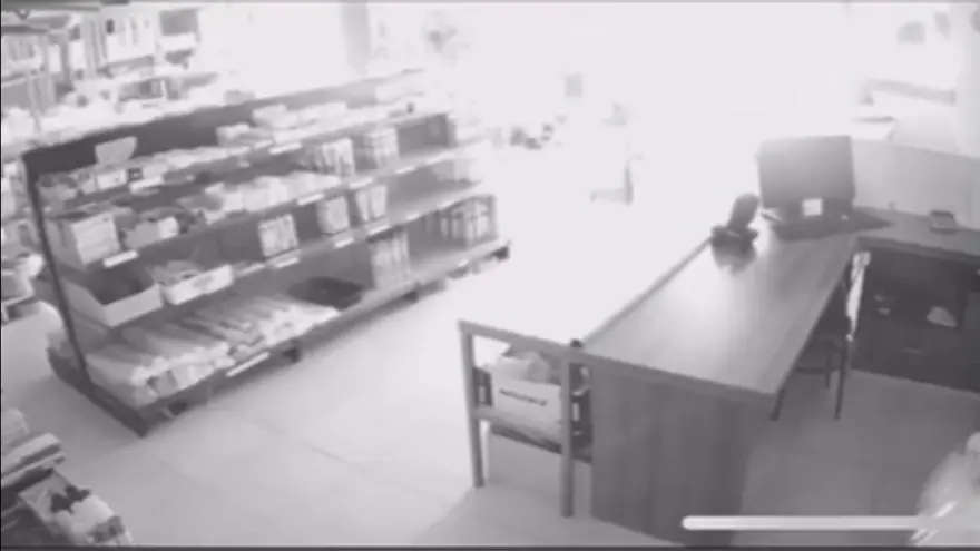 "Oğlunu gömeceğiz, seni havaya uçuracağız" diye tehditler savurdular. İş yerine patlayıcı attılar 5