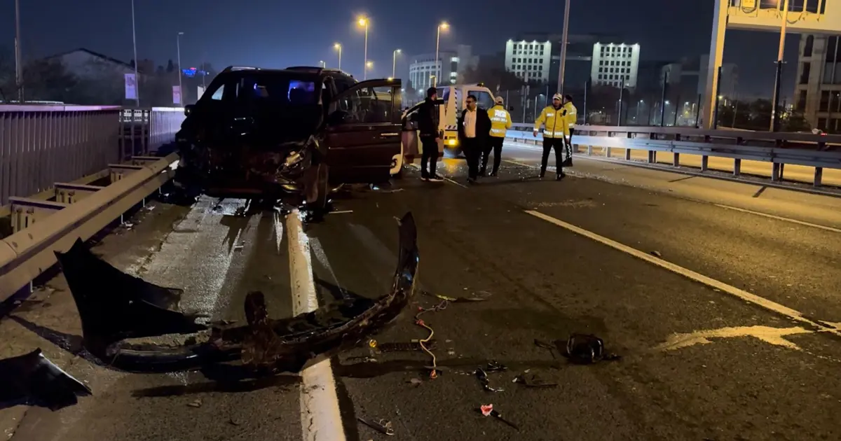 Şişli'de zincirleme kaza. 1'i ağır 2 kişi yaralandı
