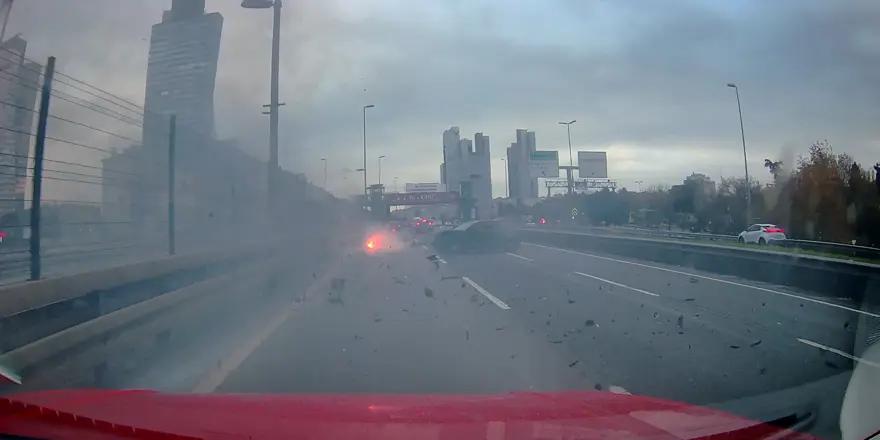 Makas atarken kontrolden çıktı, alev topuna döndü 4