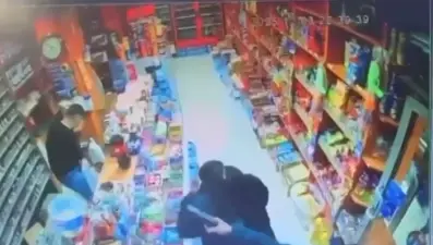 10 bin liralık komisyon için evini sattığı kişinin oğlunu vurdu