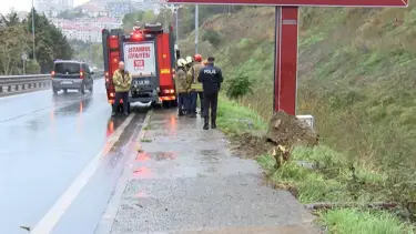 İstanbul'da trafik kazası: Otomobil şarampole yuvarlandı