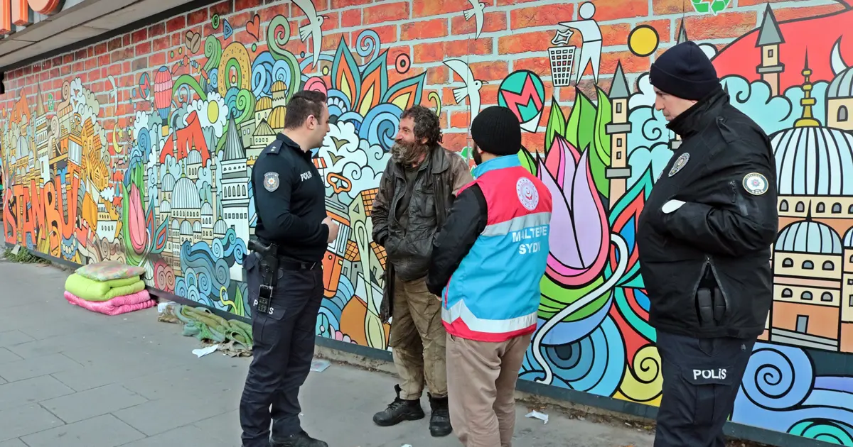 İstanbul'da evsiz vatandaşlar otellerde misafir ediliyor