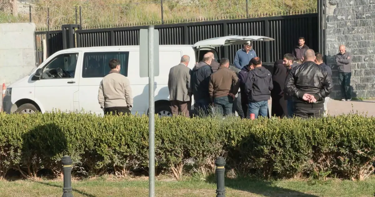 Daha 12 yaşındaydı! İstanbul'da otomobilin çarptığı scooter'lu çocuk öldü